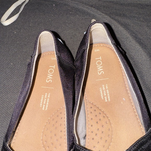 Toms Classic Black Canvas Slip On Shoes, Size 8 excellent shape - Picture 3 of 8